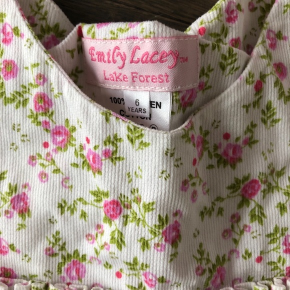 Like new dress 🌸 - Picture 2 of 4